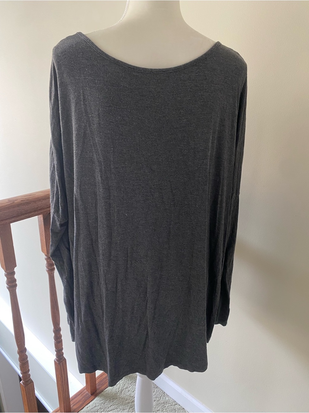 Gray Top - Picture 4 of 4
